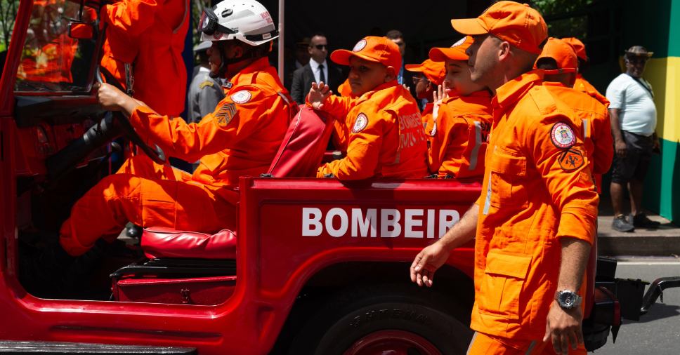 2025 08 Bombeiro Civil No Evento